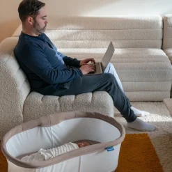 BassiNest® Connected Swivel Sleeper 3.0 Smart Bassinet